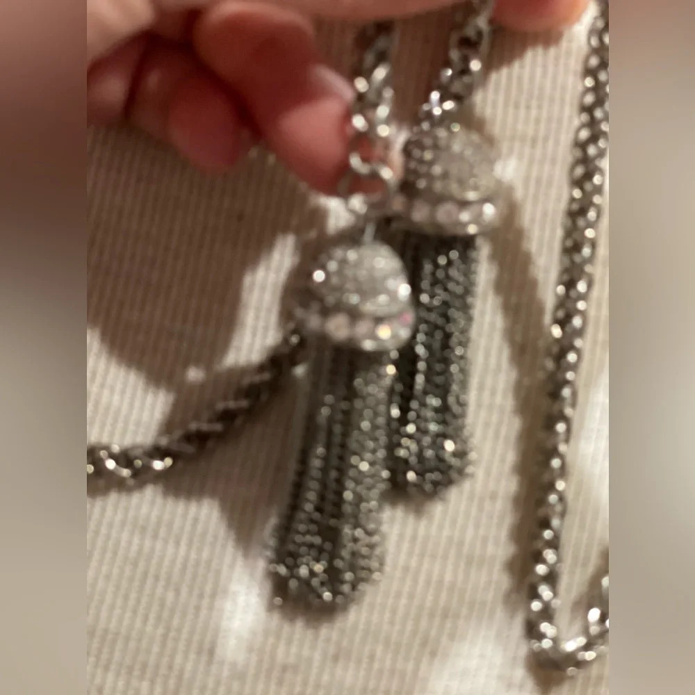 Designer Inspired Renaissance Diamond And Silver Tassel Long Pendant Necklace. - Picture 4 of 7
